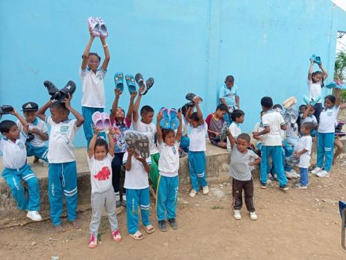 4-ced27dd5-157b-406d-a9f7-dc93fb15fbc8